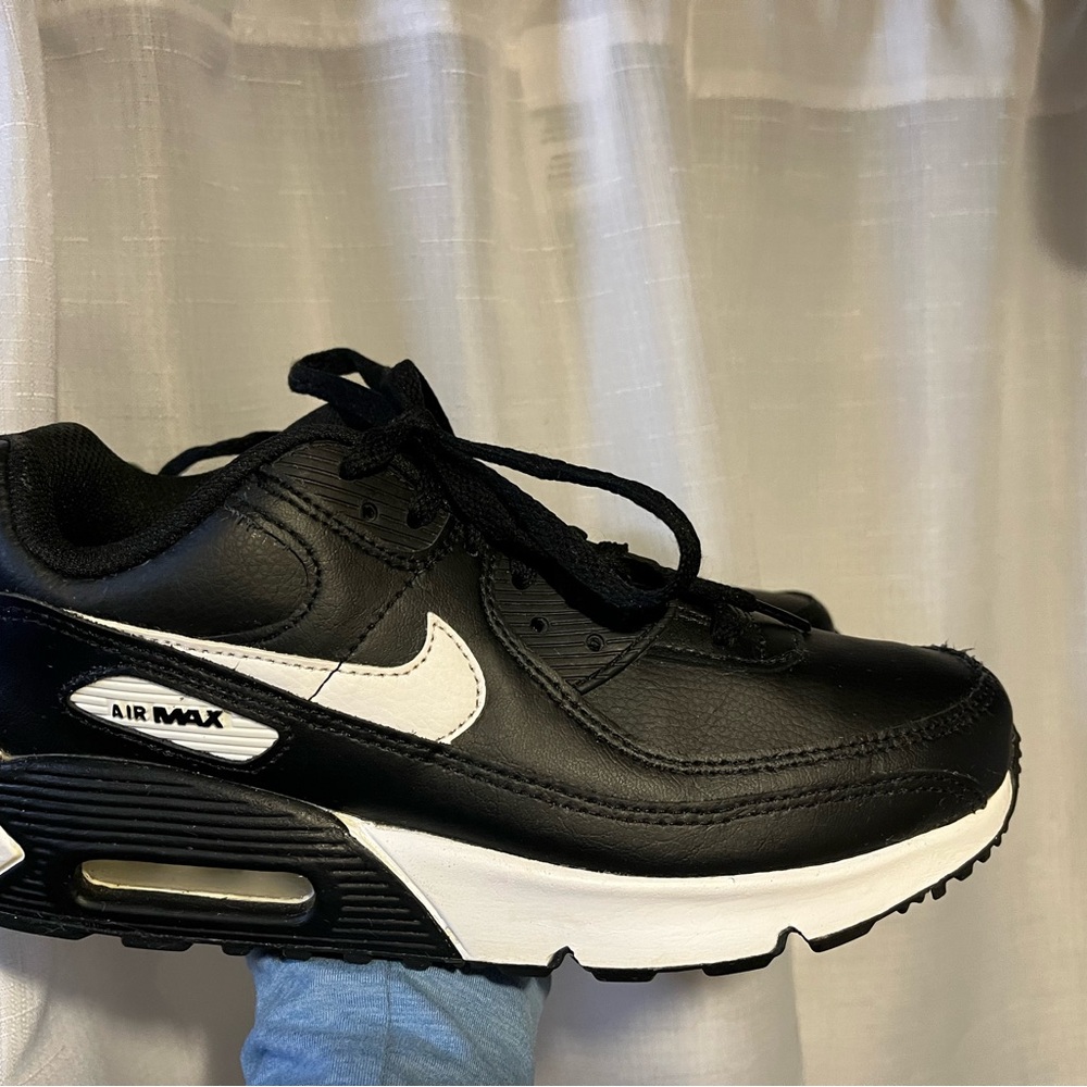 Nike AirMax 90 LTR 6.5Y